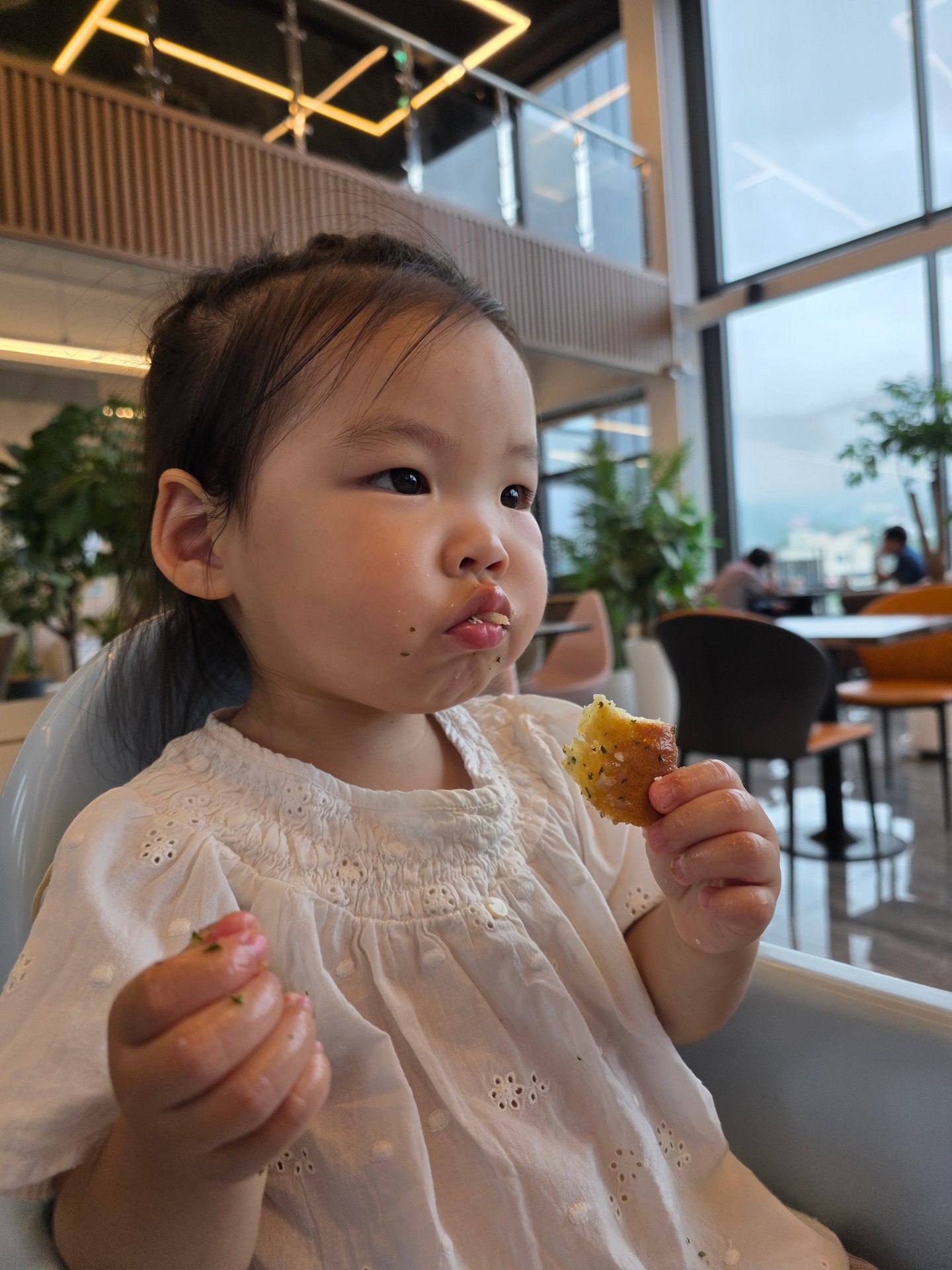 김유나